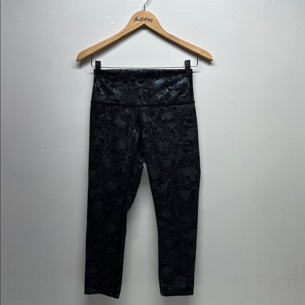 Lululemon Wunder Train High Rise Tights Leggings Logo Iridescent Foil Black 6